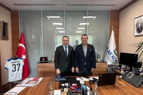 Emlak Konut Genel Müdür Yardımcısı Sayın Gökhan Yüksel’i makamında ziyaret ettik.