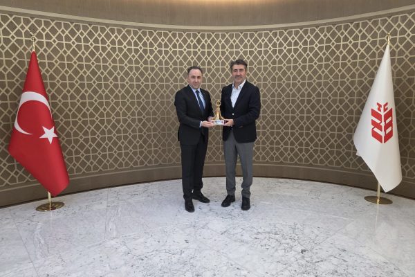 Ziraat Bankası Genel Müdürü Sayın Alpaslan ÇAKAR’ı makamında ziyaret