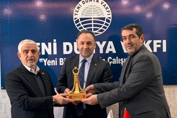 Yeni Dünya Vakfı Kars Şubesi’nin açılışı gerçekleştirildi.