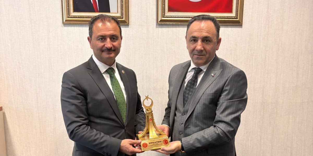 زيارة مجاملة إلى السيد جنيت ألدمير، نائب رئيس السياسات الاجتماعية في المقر العام لحزب العدالة والتنمية.
