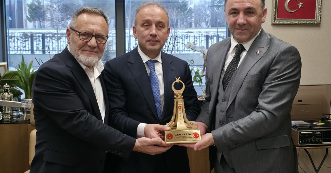زيارة السيد حسن يلماز، عضو الدائرة المدنية الأولى بمحكمة الاستئناف العليا.