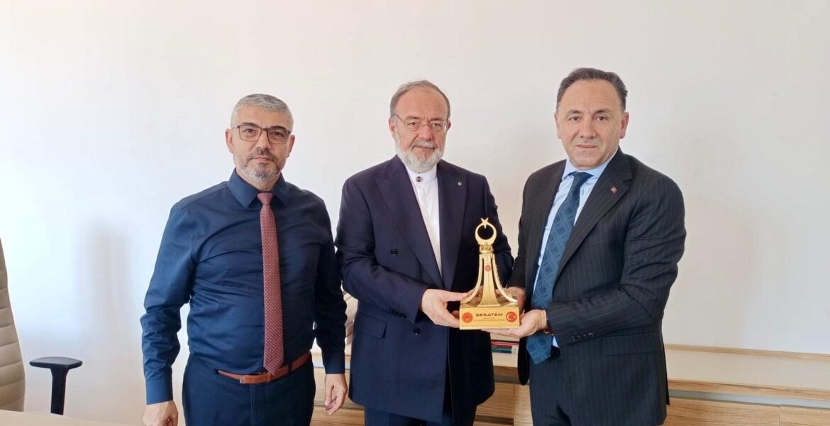 Türkiye Uluslararası İslam Bilim ve Teknoloji Üniversitesi Rektörü Prof. Dr. Sayın Mehmet Görmez’e ziyaret
