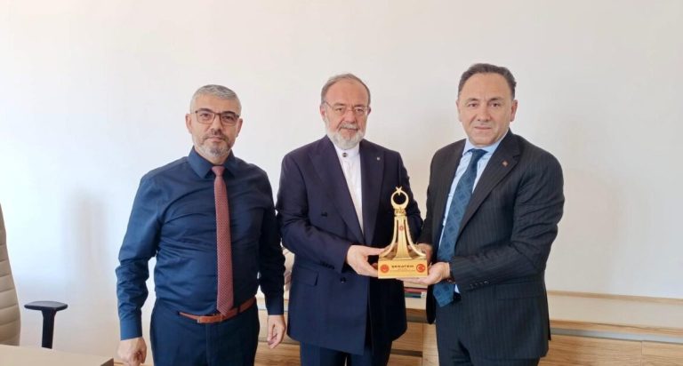 Türkiye Uluslararası İslam Bilim ve Teknoloji Üniversitesi Rektörü Prof. Dr. Sayın Mehmet Görmez’e ziyaret