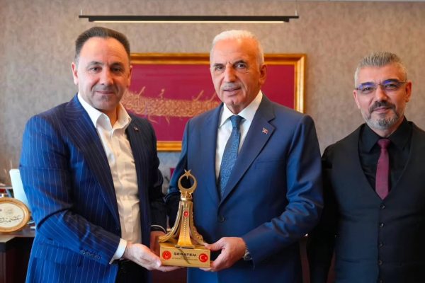 Ümraniye Belediye Başkanı Sayın İsmet YILDIRIM’a ziyaret.