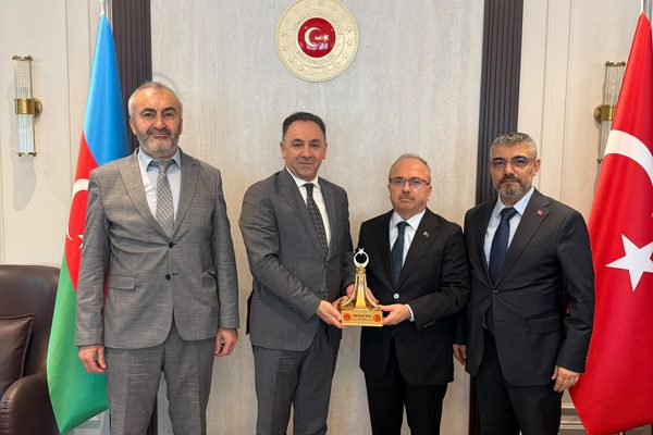 AZERBAYCAN’DA TÜRK ŞEHİTLİKLERİNE YÖNELİK ÇALIŞMALARIMIZ BAŞLADI
