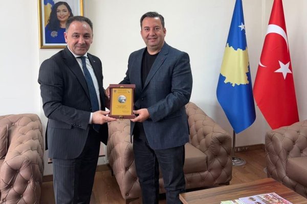 Kosova Mamuşa Belediye Başkanı Abdulhadi Krasniç’e  ziyaret.