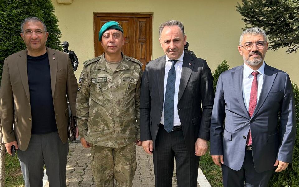زيارة العقيد الاستخباراتي السيد تاج الدين GENÇ، رئيس هيئة التمثيل التركية في كوسوفو